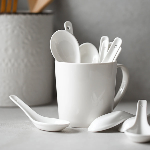 Juego de 12 cucharas de sopa de cerámica de 4,3 pulgadas de color blanco