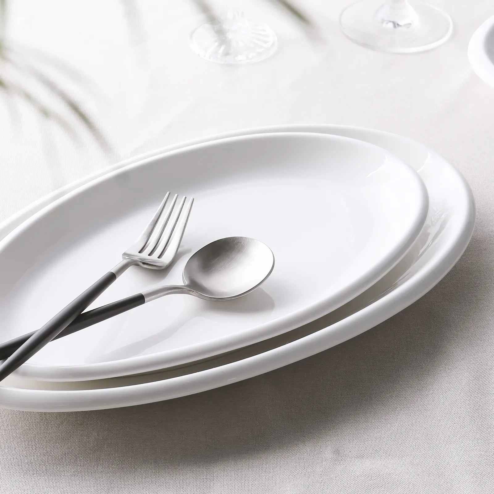 Wedding White Porcelain Serving Platters - Set of 3 - Thumbnail 4