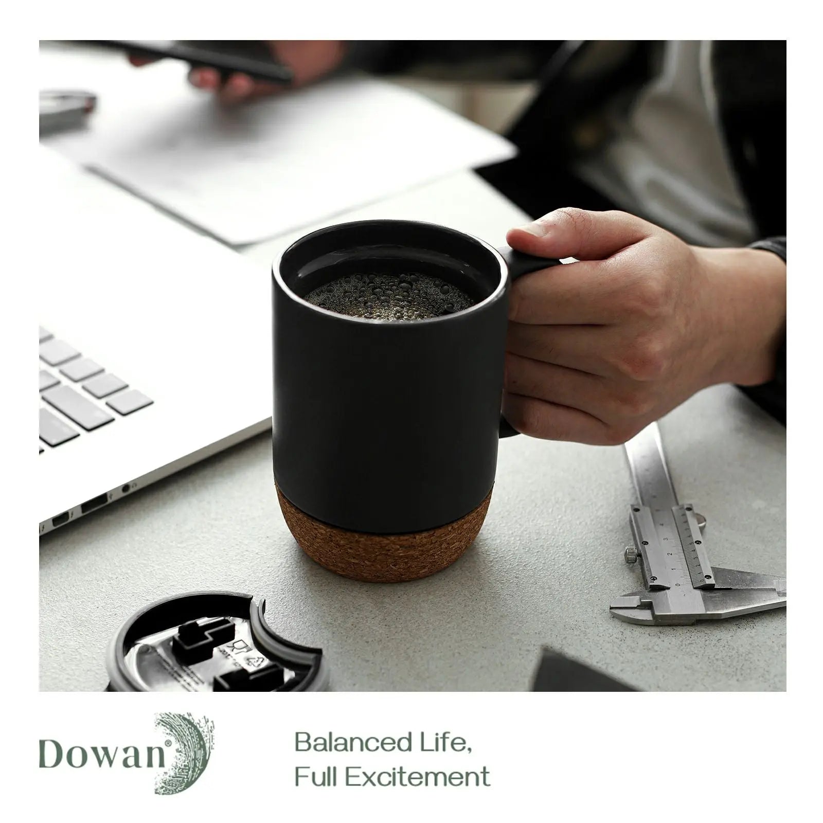  DOWAN Coffee Mugs, 15 oz Mug Set of 2, Large Ceramic Coffee Mug  with Cork Bottom and Spill Proof Lid for Men Women, Big Mug for Coffee  Latte Tea, Christmas Gifts