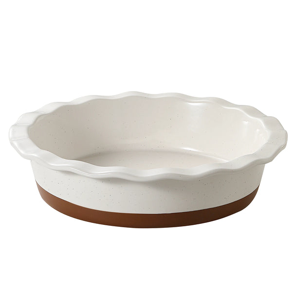 White 56 oz ceramic pie dish with scalloped edge on a white background