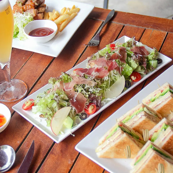 Rectangular-Plates-with-Food